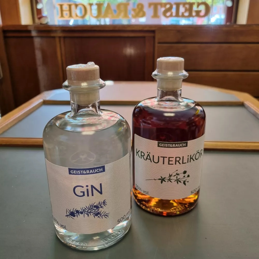 Gin & Kräuterlikör - Weiße Reihe von GEIST&RAUCH