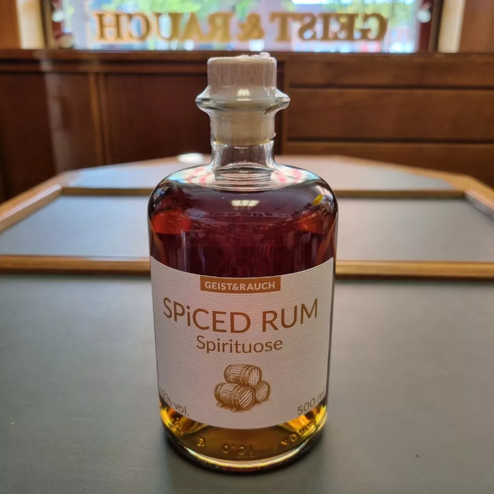 Spiced Rum - Weiße Reihe von GEIST&RAUCH