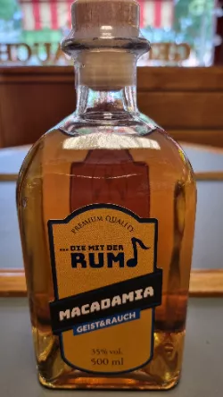Macadamialikör mit Rumnote von GEIST&RAUCH
