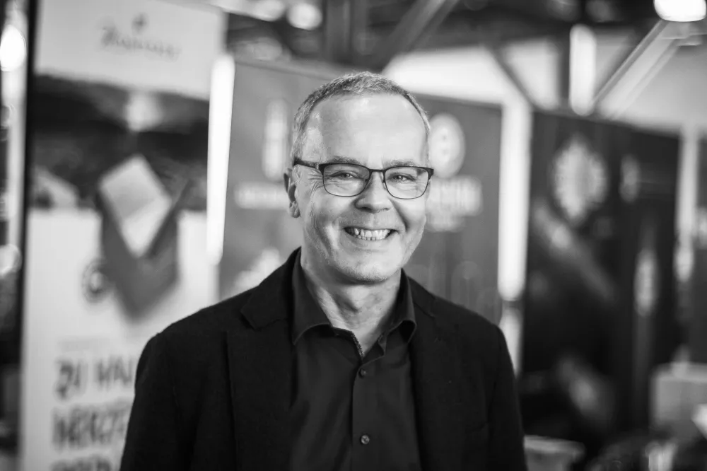 Peter Jansen Peter Jansen